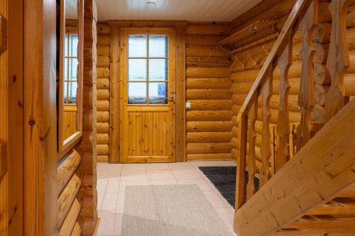 Villa Äkäsjoensuu (Villa Akasjoensuu) in Tapojärvi