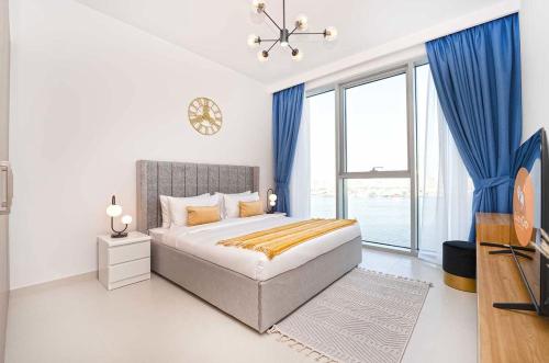 EasyGo - The Grand 1 Bedroom Harbour View - image 13