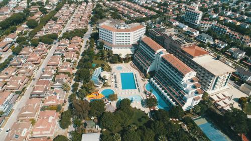 Batıhan Beach Resort & Spa