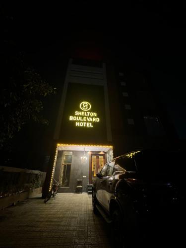 Shelton Boulevard Hotel Lahore