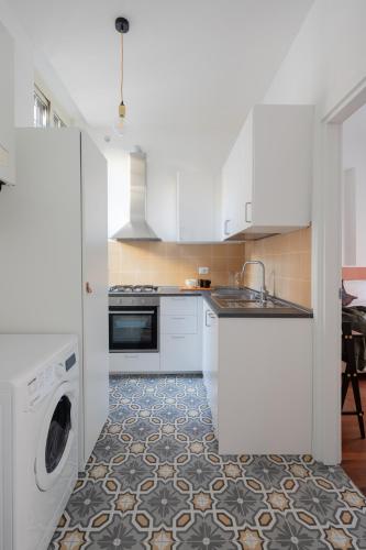 Nuovo appartamento a S. Lorenzo con 3 camere, Řím (fotografie 7)