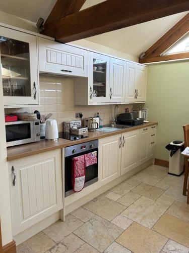 The Potting Shed - image 2