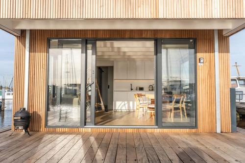  Surla Houseboat De Saek with tender in Monnickendam