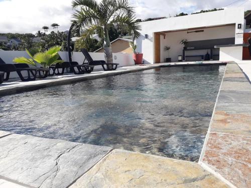 Villa l'îlot du sud avec piscine 2