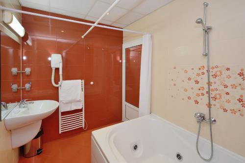 Augusta SPA Hotel - main image
