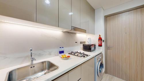 Primestay - Meydan - Azizi Riviera 33 Studio - image 3