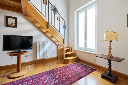 iFlat Retro Chic Apartment in Prati, Rome (photo 2)