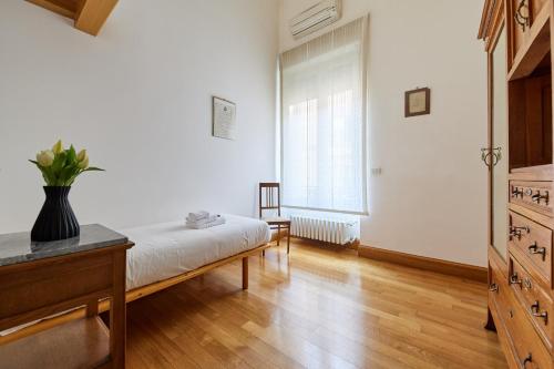 iFlat Retro Chic Apartment in Prati - image 7