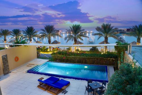 . Jaw Resort & Spa