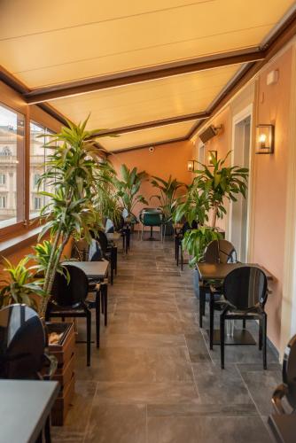 Stendhal Luxury Suites - image 11