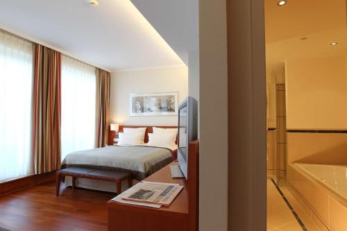 1 queen bed