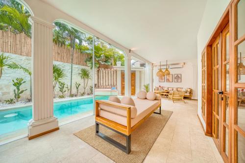 Villa San Diego: Brand New 4BDR - image 5