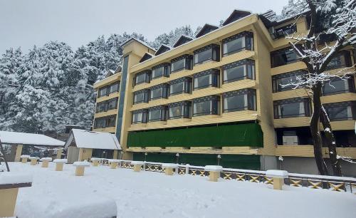 Snow Valley Resorts Dalhousie