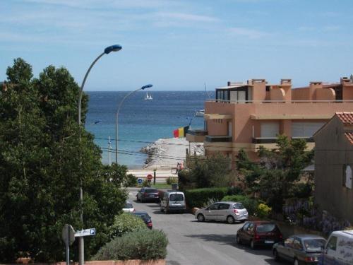 Beau 2 pièces proche plage et vue mer - Location saisonnière - Cavalaire-sur-Mer