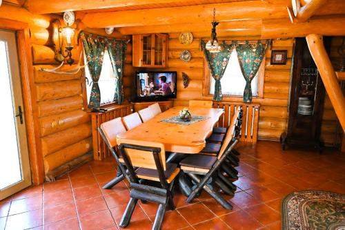 Casa de Lemn in Risnov