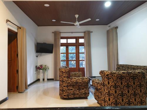 Fasilitas, Enara Luxury Stay in Halloluwa