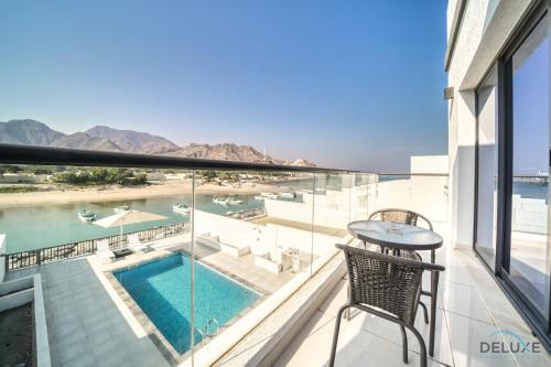 High-end 4BR Villa with Assistant’s Room Al Dana Island, Fujairah by Deluxe Holiday Homes