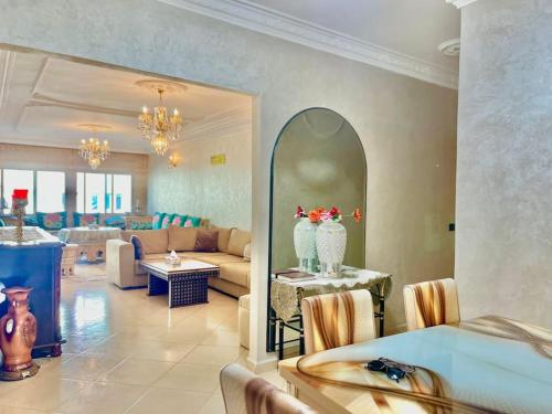 CASA Ghandi Central Apart 1Ch salon in 실