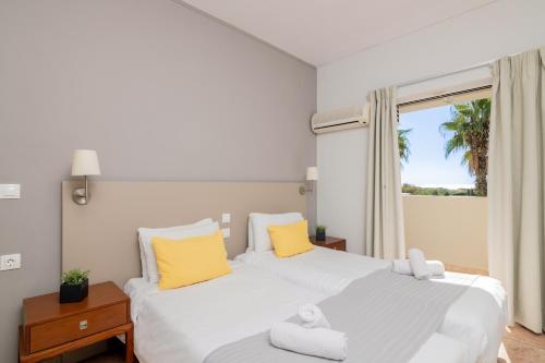 Cavo D'oro Resort – Kalamaki, SC