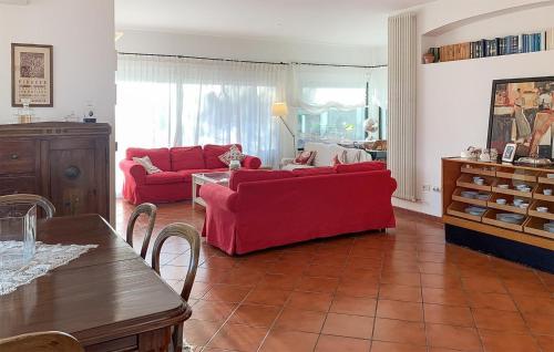 Beautiful Home In Isernia With Wi-fi