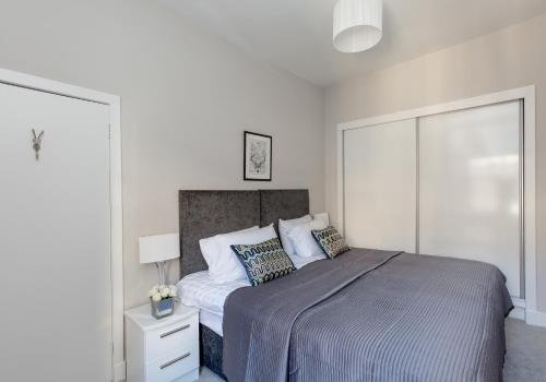 West Bow Apartment - image 14
