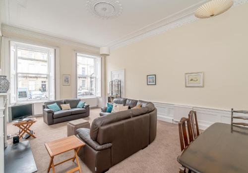 Melville Street Apartment - image 3