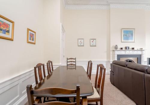 Melville Street Apartment - image 8