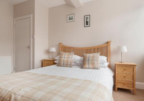 High Street Apartment - image 8