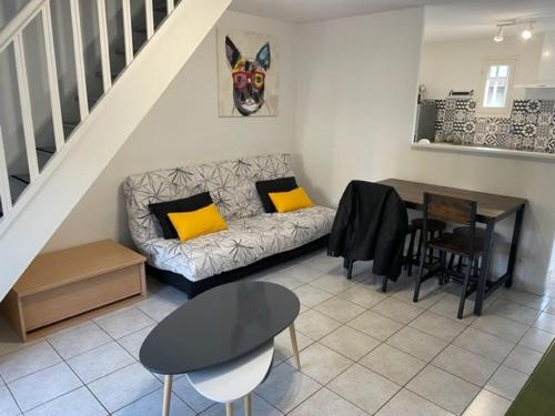 Apartment image 6