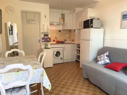 Appartement Balaruc-les-Bains, 2 pièces, 2 personnes - FR-1-553-217