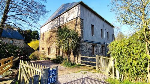 Moulin de la Houssaie - Parc arboré et ses étangs