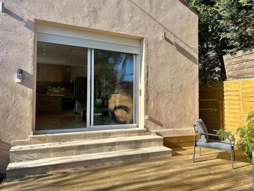 Attrezzature e servizi, Bas de villa cosy Juan les Pins avec jardin in Avenue de Cannes