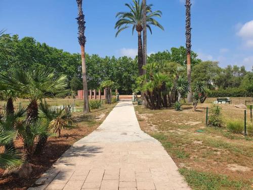 Dintorni, Bas de villa cosy Juan les Pins avec jardin in Avenue de Cannes