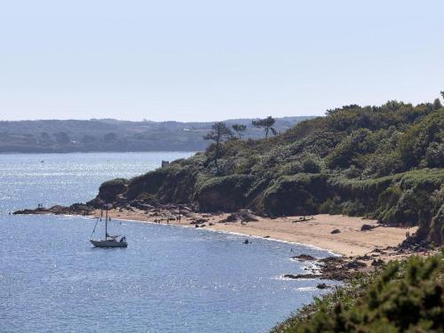 Beautiful holiday home in the bay of Morlaix