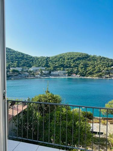 Private Entrance - One-Bedroom Apartment with Terrace and Sea View
