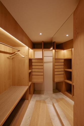 7132 Hotel - image 3