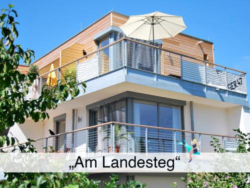 Ferienwohnung Am Landesteg - Maisonette mit 2 Balkonen exklusiv und am See - Apartment - Kressbronn am Bodensee