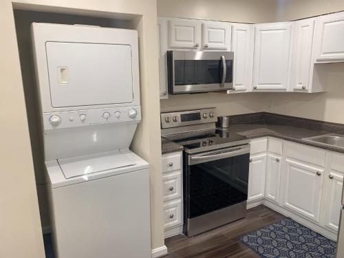 Brand new en-suite private bath next Camden yard , convention center in Baltimore, USA