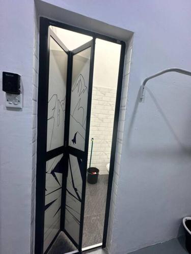 One Mama’s Guest House