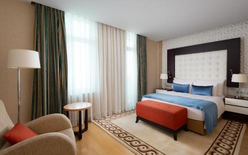 room detail thumbnail 0