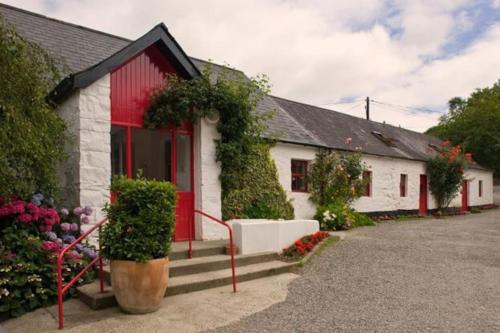 Knockanree Cottage-Quiet, tranquil country hideaway