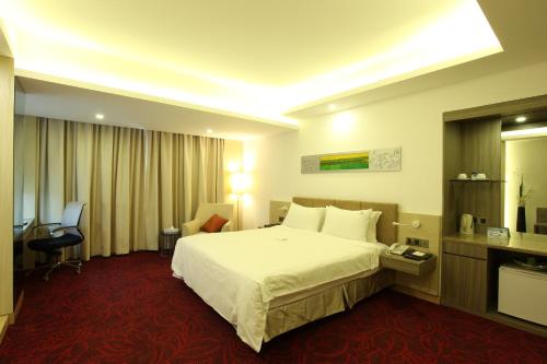 room detail thumbnail 0