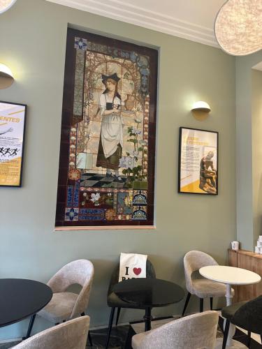 Hotel Little Regina - image 10