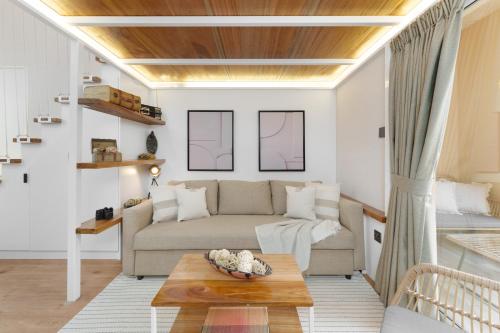 Extraordinary Loft Living in JVC by Suiteable, Dubai