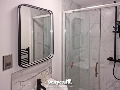 Delightful Spacious Haven With Large Driveway, Manchester (zdjęcie 10)