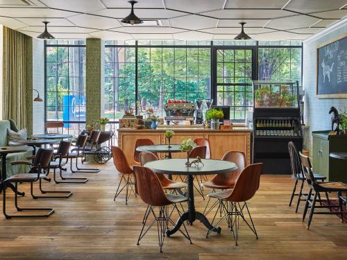 Graduate by Hilton Charlottesville