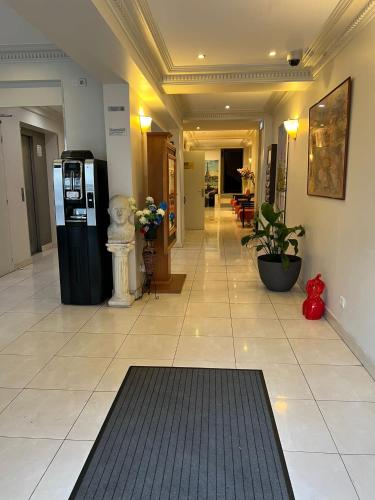 121 Paris Hotel, Paryż