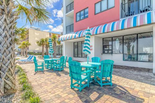 Nicely Updated Direct Ocean Front Studio with Panoramic Views Palace Resort 2101 - image 11