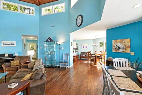 บริการและสิ่งอำนวยความสะดวก, Sunset Breezes - quiet waterfront retreat in แคมบริดจ์ (MD)