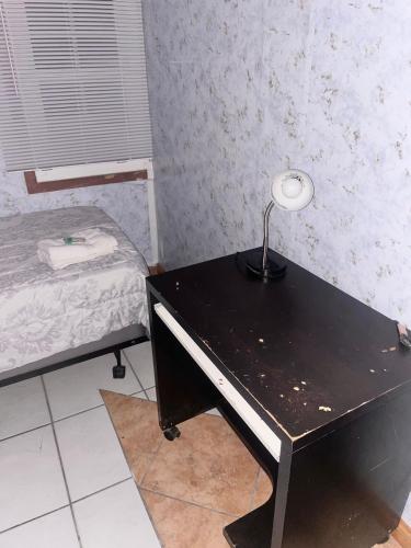 House Rooms & RV Rooms Near LAX in Los Angeles, USA
